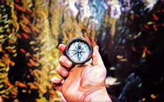 brujula buscando el camino